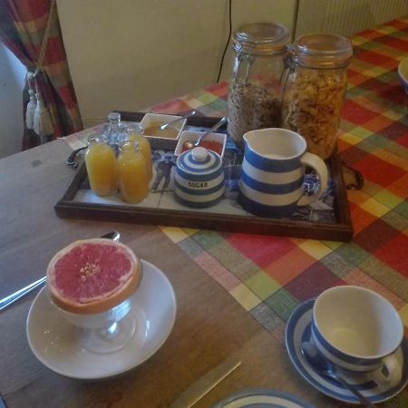 L'Esquilon Chambre D'Hote Bed and Breakfast Thiat Eksteriør billede