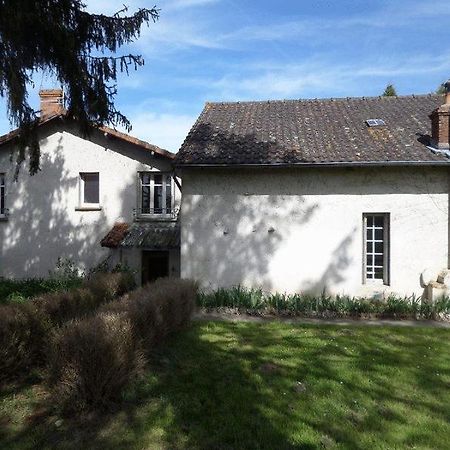 L'Esquilon Chambre D'Hote Bed and Breakfast Thiat Eksteriør billede